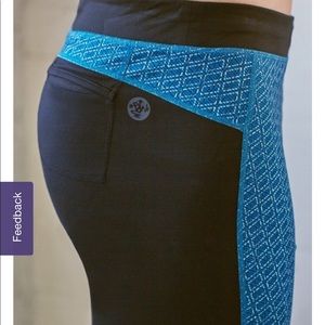 manduka atman shorts